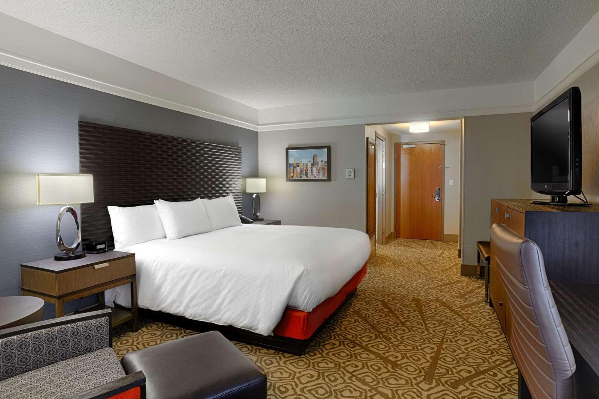 Hotel Doubletree By Hilton San Francisco Airport North Bayfront à Brisbane Extérieur photo